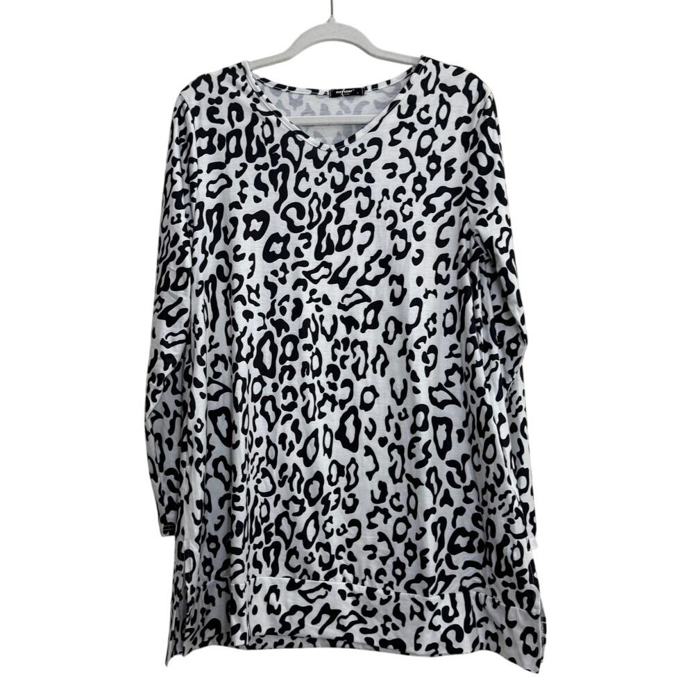 NWT Women's Black White Leopard Print Long Sleeve Tunic Oversized Top Shirt L